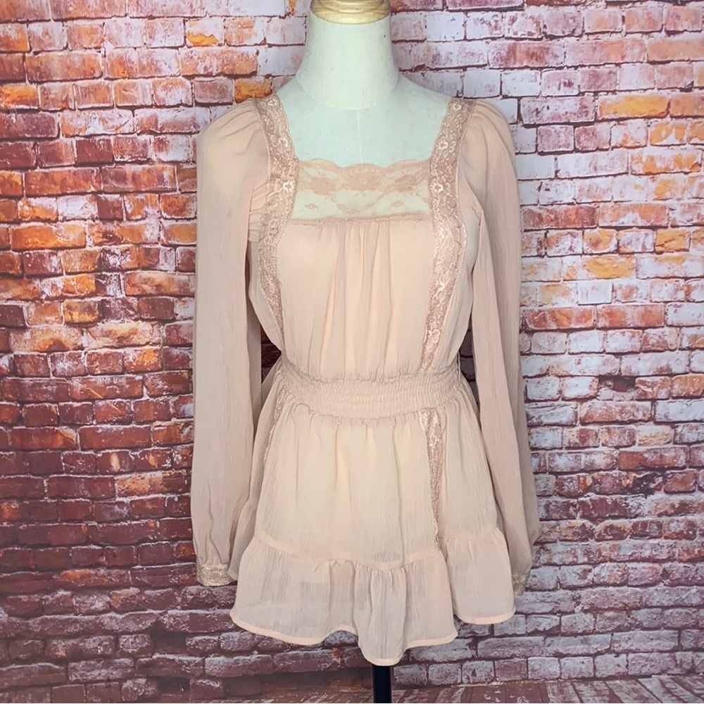 Peach Lace-Trim Long Sleeve Women's Top